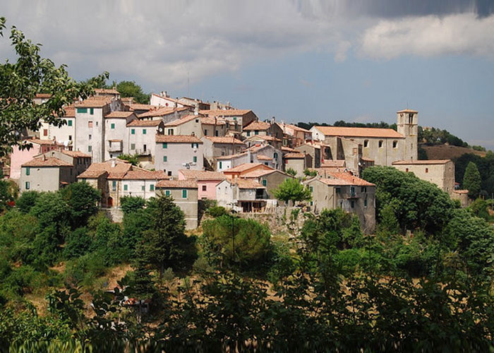 Medici Riccardi _ Selezione dei più noti e rinomati vini toscani